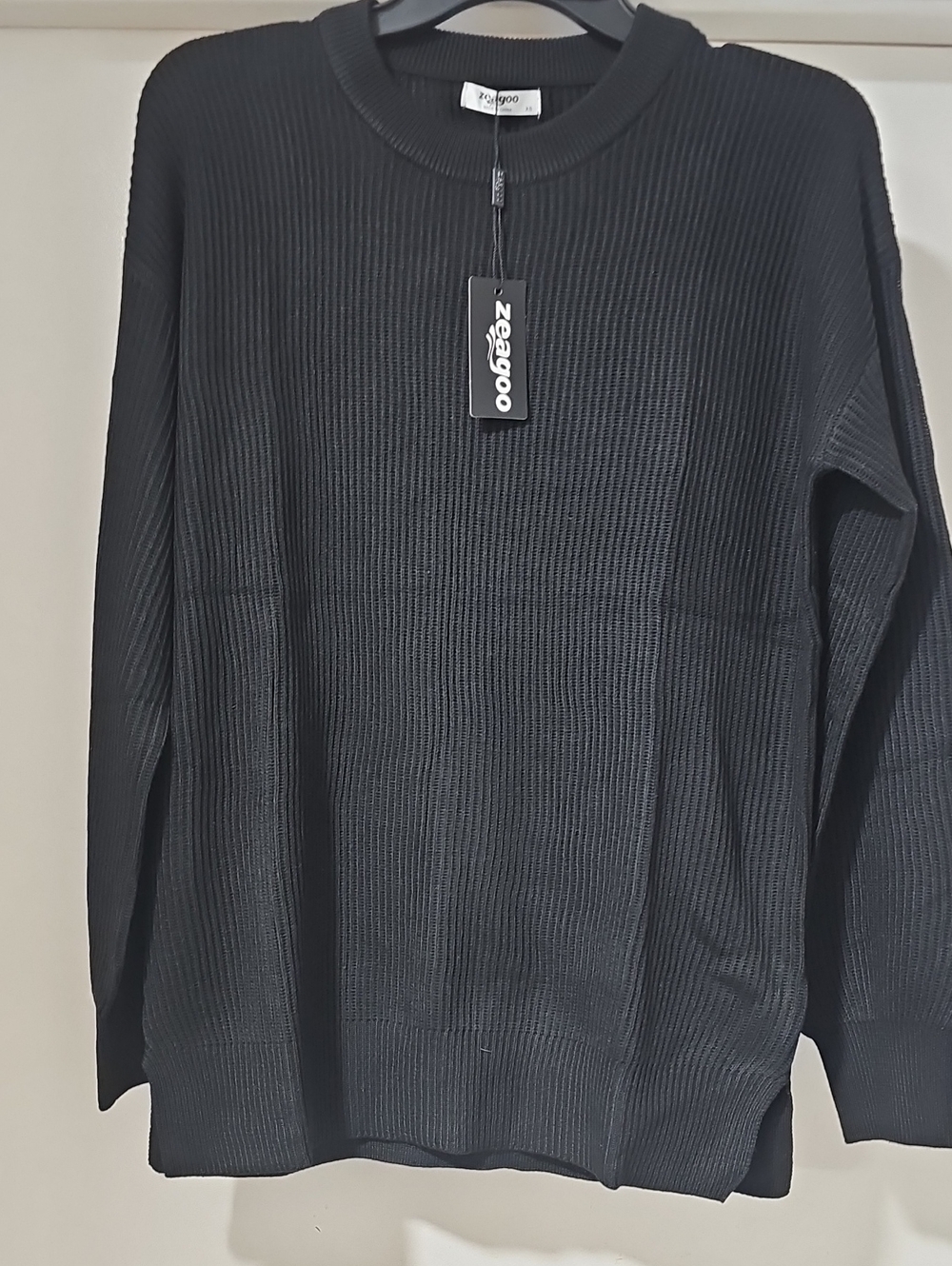 Zeagoo Women's Black Ribbed Crewneck Sweater